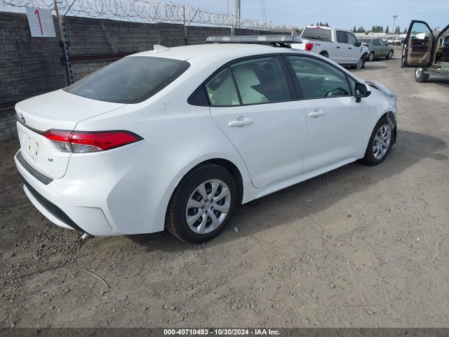 Toyota COROLLA LE 2022 JTDEPMAE2N3026737 Image 4