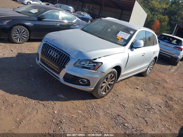 Audi Q5 2.0t Premium 2014 WA1CFAFP8EA067124 Image 2
