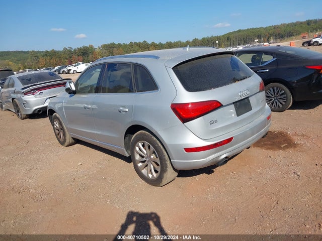Audi Q5 2.0t Premium 2014 WA1CFAFP8EA067124 Image 3