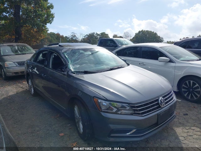 Aukcja sprzedaży 2017 Volkswagen Passat 1.8t Se, vin: 1VWBT7A36HC078887, numer aukcji: 40710527