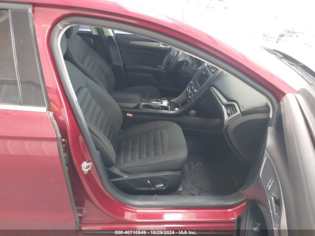 3FA6P0H71HR393015 Ford FUSION SE