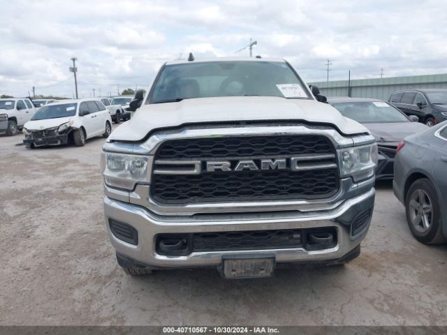 3C6UR5HJ0LG300694 RAM 2500 Tradesman  4x4 8' Box