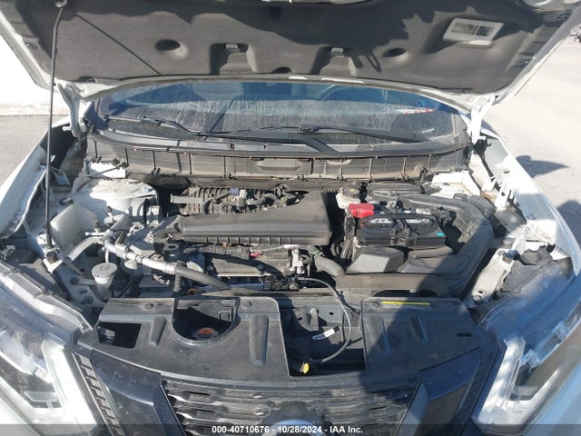 Nissan ROGUE SV 2017 5N1AT2MV7HC757996 Image 10