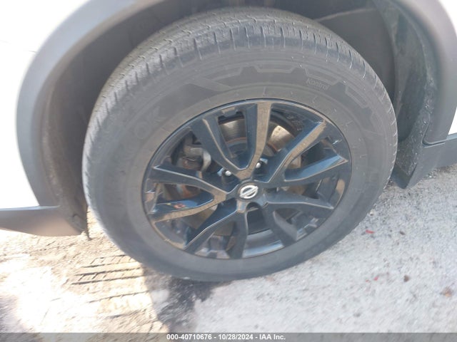 Nissan ROGUE SV 2017 5N1AT2MV7HC757996 Image 15