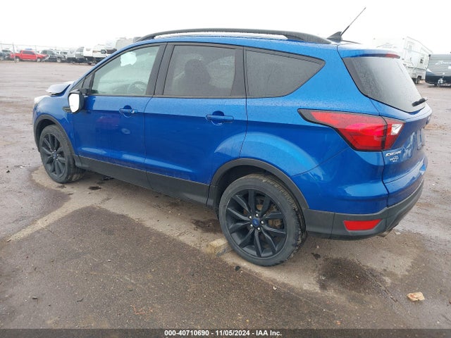Ford ESCAPE SE 2019 1FMCU9GD0KUB28082 Image 3