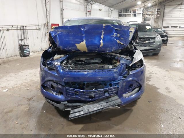 1FMCU9GX2GUC37743 Ford ESCAPE SE