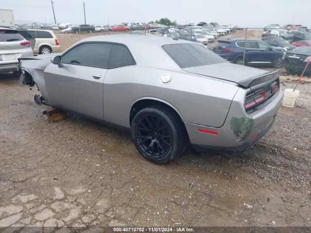 2C3CDZAG0JH131447 Dodge Challenger Sxt