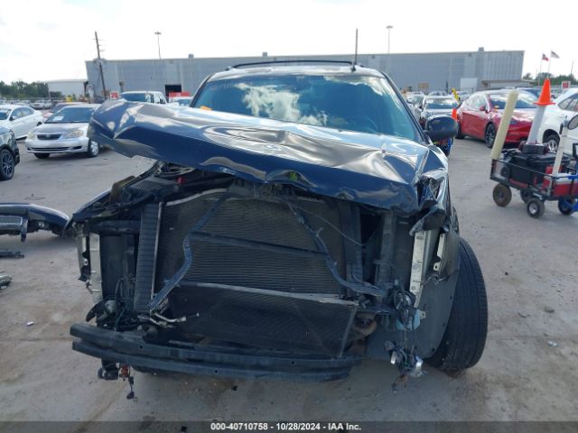 1GNSCJE0XER223106 Chevrolet Suburban 1500 Lt