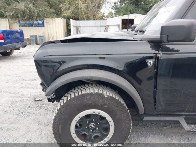 1FMDE5CH4NLB14117 Ford Bronco