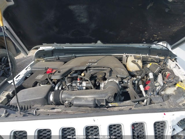 1C4HJXEG5LW103530 Jeep Wrangler Unlimited Sahara 4x4