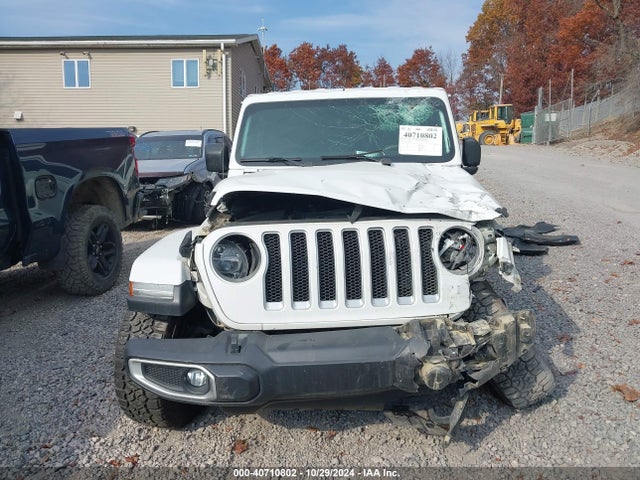 1C4HJXEG5LW103530 Jeep Wrangler Unlimited Sahara 4x4
