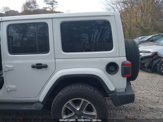 1C4HJXEG5LW103530 Jeep Wrangler Unlimited Sahara 4x4