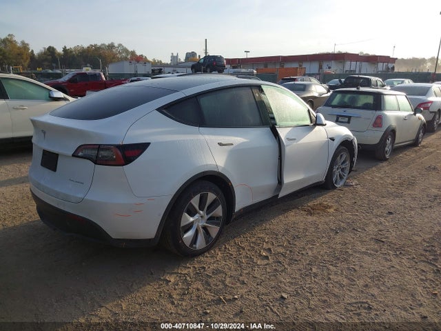 2021 TESLA MODEL Y 5YJYGDEE5MF204407 Photo 3