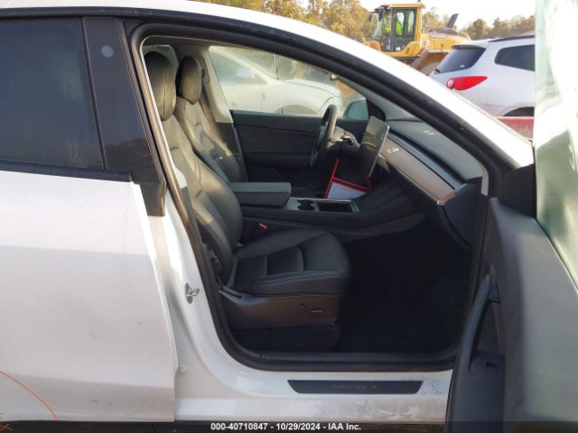 2021 TESLA MODEL Y 5YJYGDEE5MF204407 Photo 4