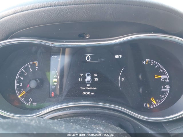 1C4RJFBGXJC377775 Jeep Grand Cherokee Sterling Edition 4x4