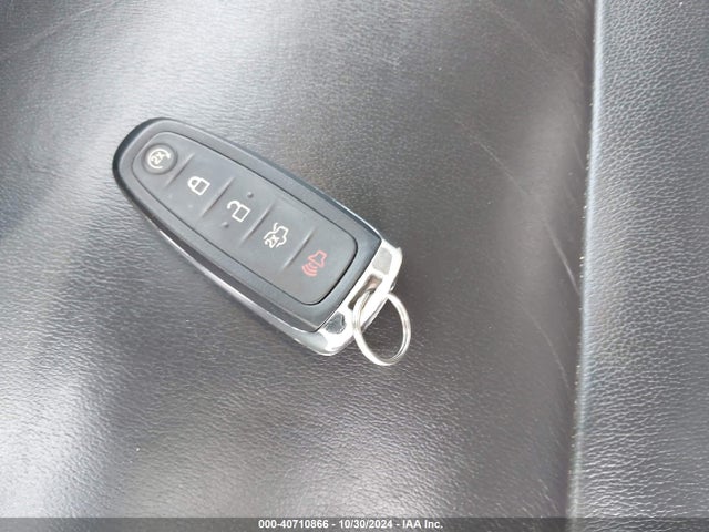 1FMCU9J98HUA49434 Ford Escape Titanium