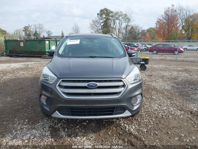 1FMCU9J98HUA49434 Ford Escape Titanium