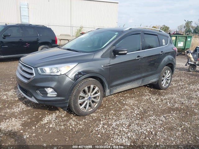 1FMCU9J98HUA49434 Ford Escape Titanium