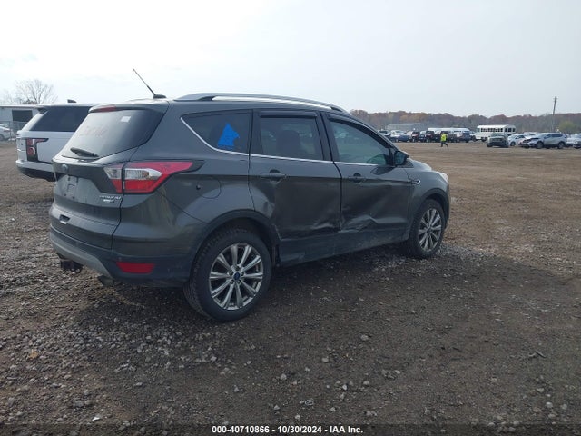 1FMCU9J98HUA49434 Ford Escape Titanium
