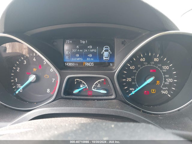 1FMCU9J98HUA49434 Ford Escape Titanium