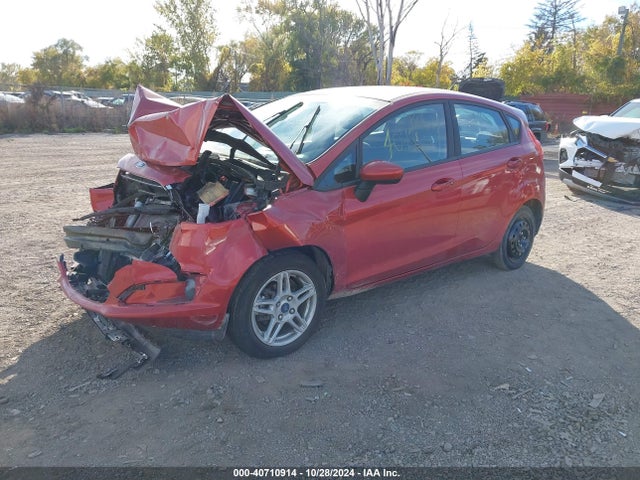 Ford FIESTA SE 2019 3FADP4EJ3KM121178 Image 2