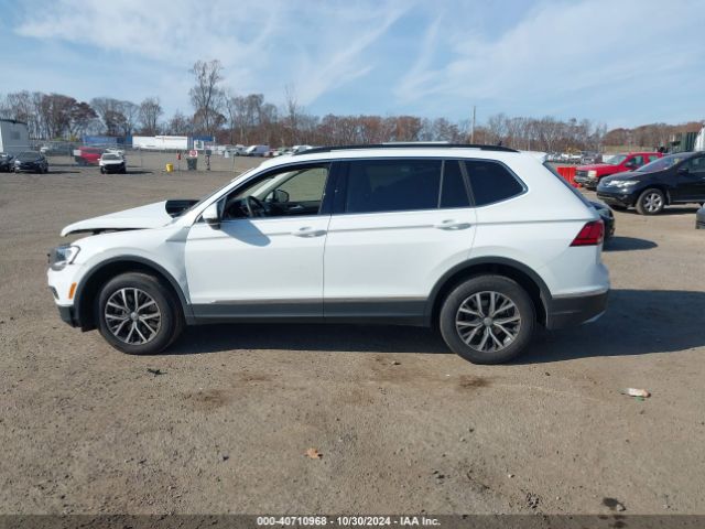 3VV2B7AXXLM123833 Volkswagen Tiguan 2.0t Se/2.0t Se R-line Black/2.0t Sel