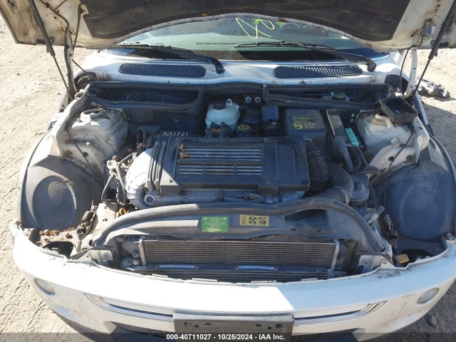 2004 MINI COOPER S WMWRE33464TD87795 Photo 9
