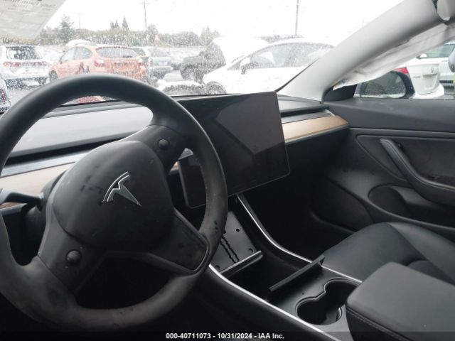 5YJ3E1EB7KF526628 Tesla Model 3 Long Range/performance