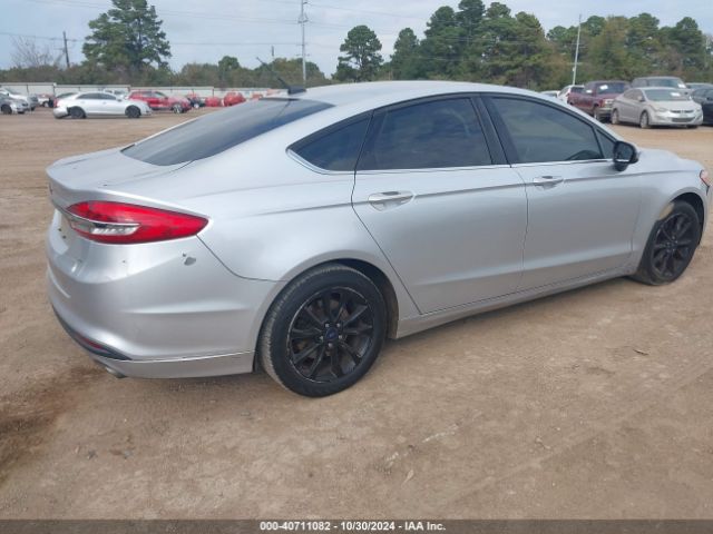 3FA6P0H75HR117856 Ford FUSION SE