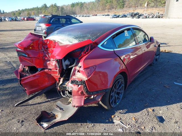 2018 TESLA MODEL 3 5YJ3E1EB1JF114817 Photo 3
