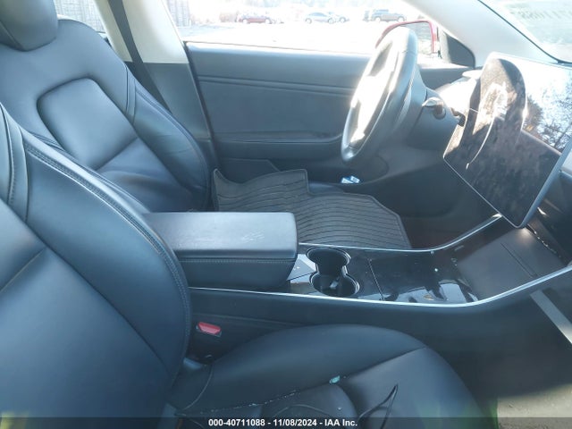 2018 TESLA MODEL 3 5YJ3E1EB1JF114817 Photo 4