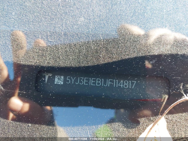 2018 TESLA MODEL 3 5YJ3E1EB1JF114817 Photo 8