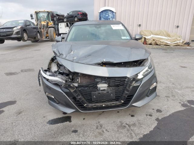 1N4BL4DWXMN345587 Nissan Altima Sv Intelligent Awd