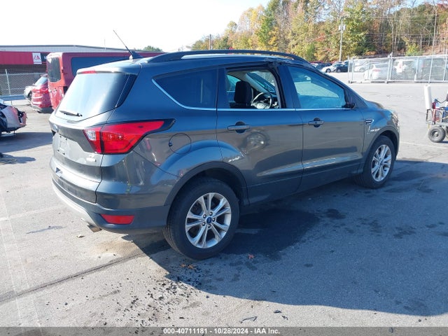 Ford ESCAPE SE 2019 1FMCU9GD1KUA31411 Image 4