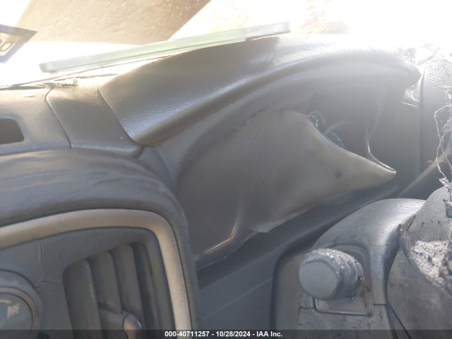 1GCPYFED3KZ124655 Chevrolet Silverado 1500 Lt Trail Boss
