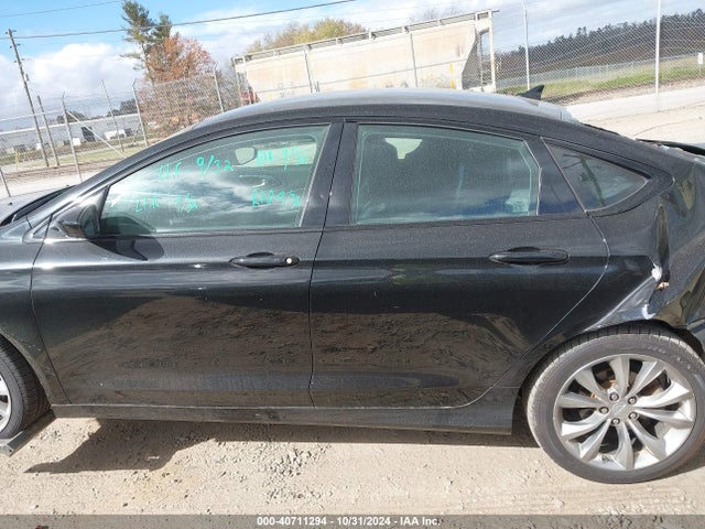 1C3CCCBB9GN130347 Chrysler 200 S