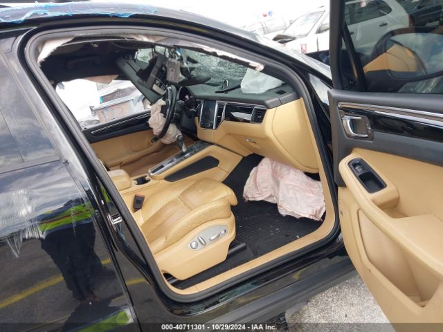 WP1AA2A51JLB18760 Porsche Macan Sport Edition
