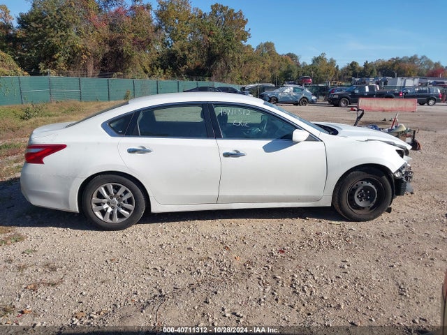 Nissan Altima 2.5 S 2017 1N4AL3AP4HN315719 Image 14