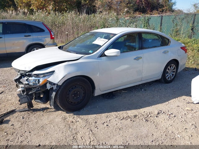 Nissan Altima 2.5 S 2017 1N4AL3AP4HN315719 Image 2