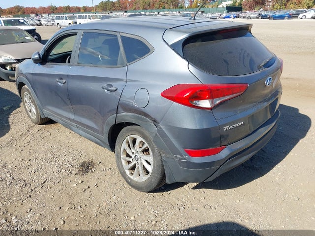 Hyundai TUCSON SE 2018 KM8J2CA47JU660771 Image 3