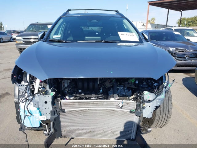 7MUDAAAG1RV094924 Toyota Corolla Cross Xle