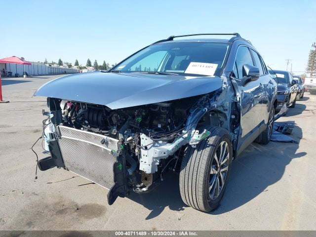 7MUDAAAG1RV094924 Toyota Corolla Cross Xle