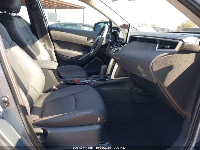 7MUDAAAG1RV094924 Toyota Corolla Cross Xle