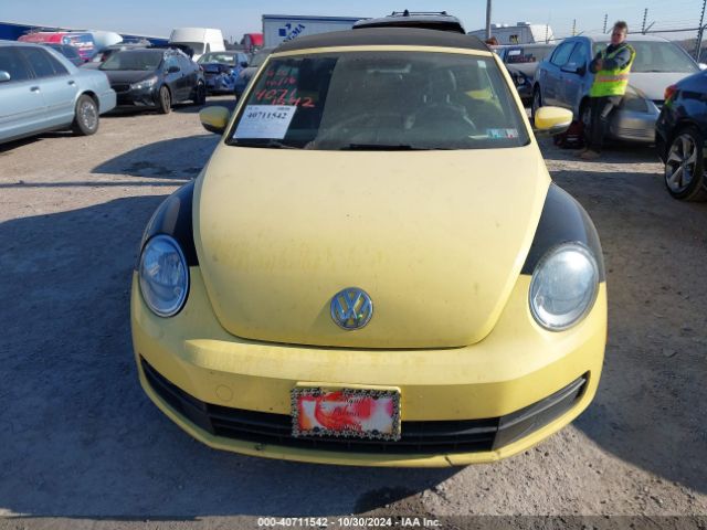 3VW517AT9FM821203 Volkswagen Beetle 1.8t