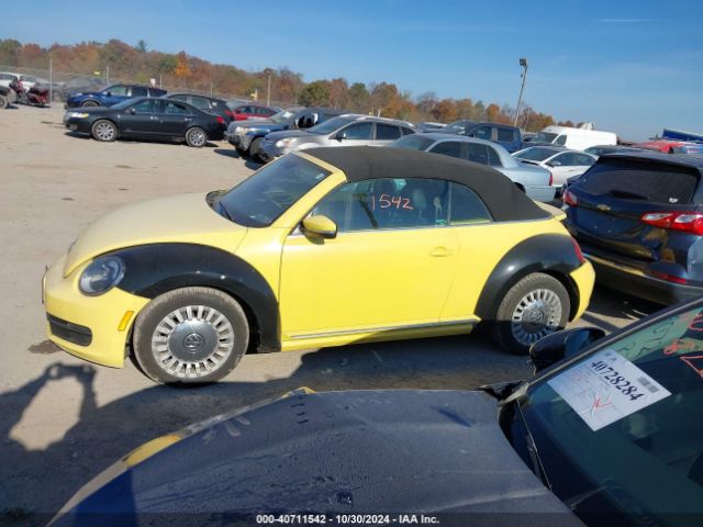3VW517AT9FM821203 Volkswagen Beetle 1.8t