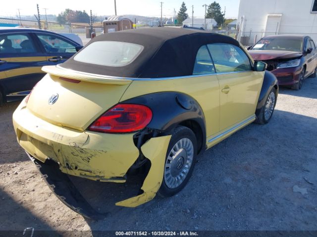 3VW517AT9FM821203 Volkswagen Beetle 1.8t