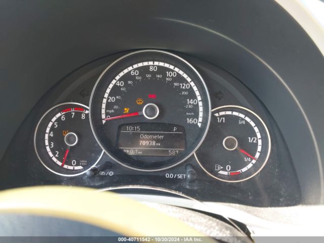 3VW517AT9FM821203 Volkswagen Beetle 1.8t