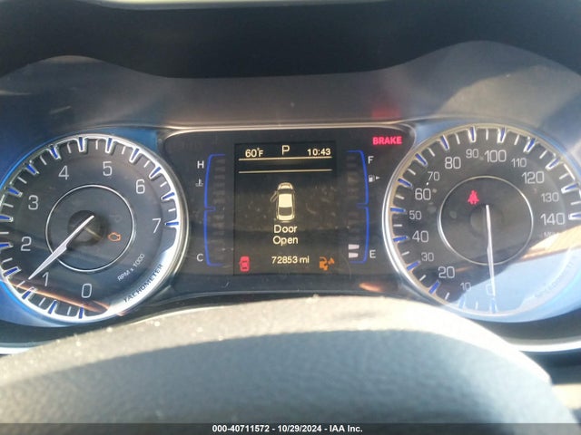 Chrysler 200 Limited 2015 1C3CCCAB2FN622802 Image 7