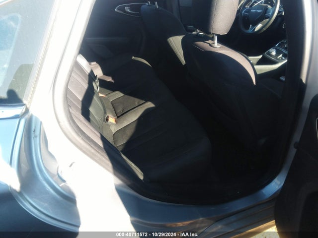 Chrysler 200 Limited 2015 1C3CCCAB2FN622802 Image 8