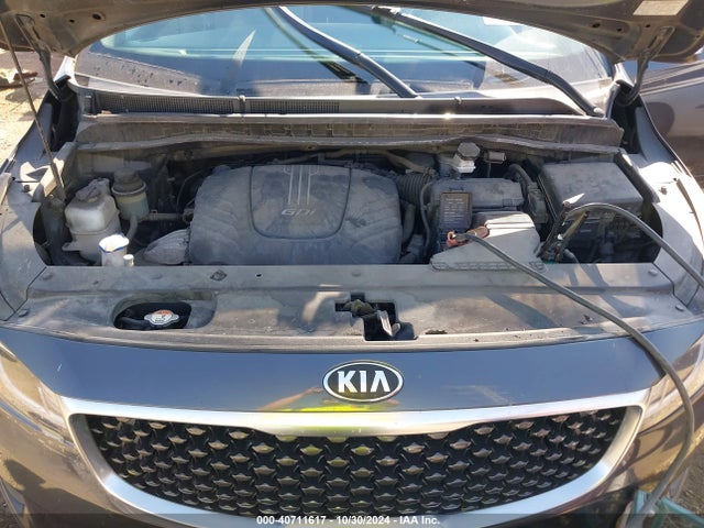 KIA SEDONA LX 2017 KNDMB5C13H6336814 Image 10